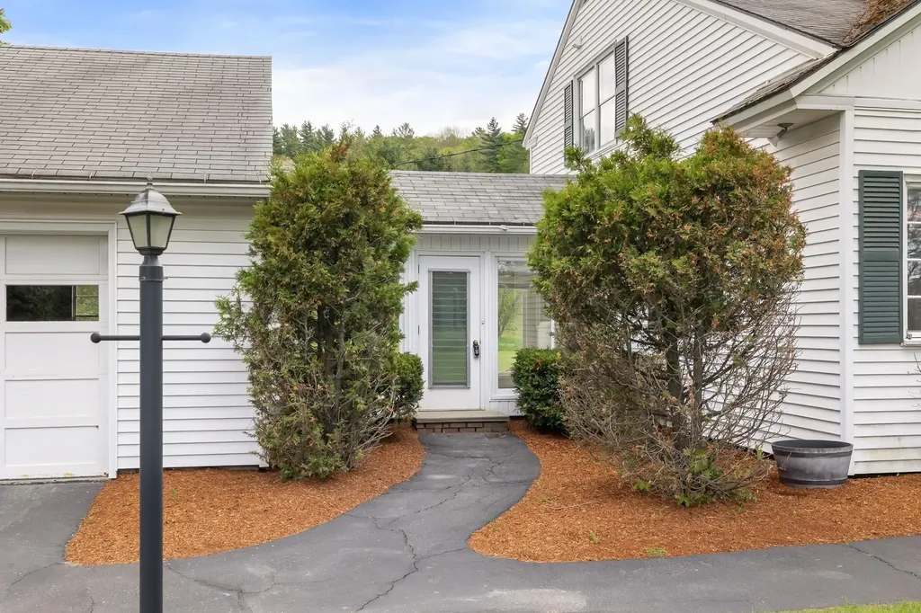 1490 Pucker Street Stowe VT 05672