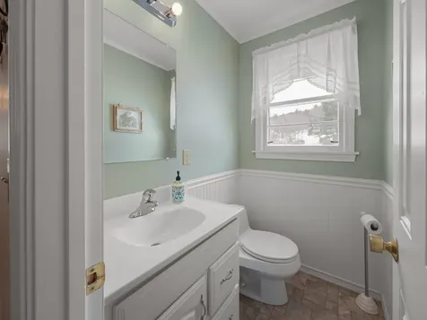 1490 Pucker Street Stowe VT 05672