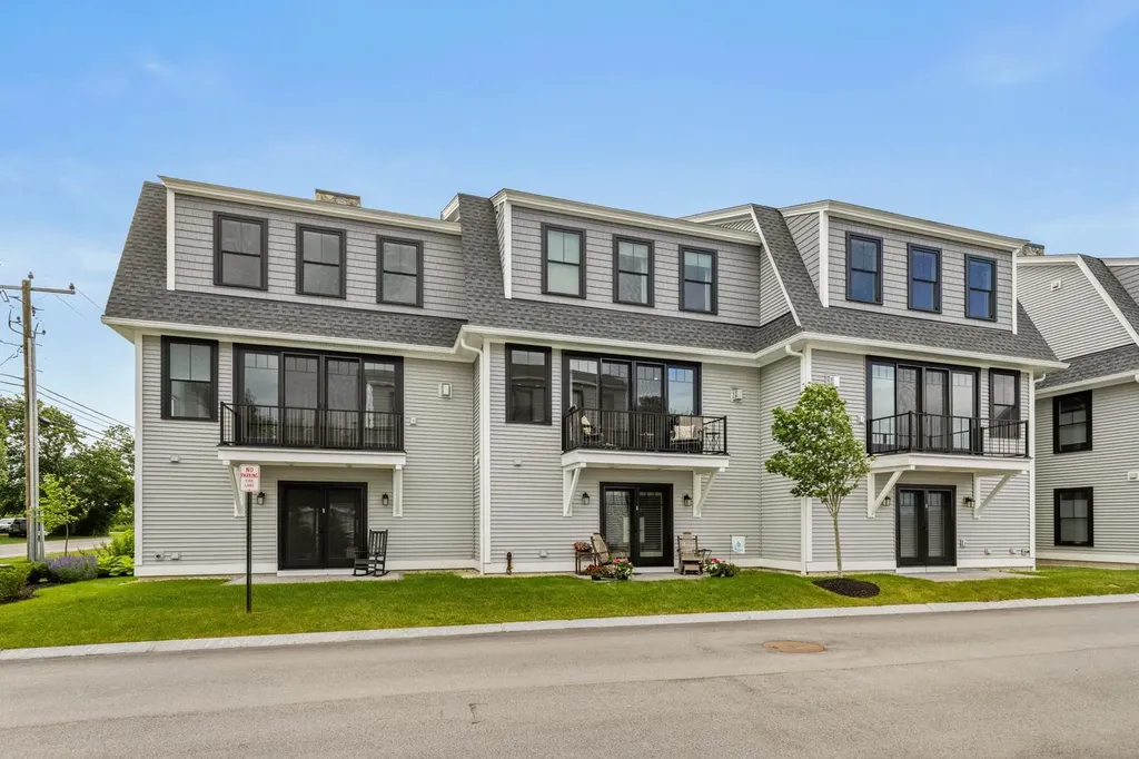 4 Little Bay Drive Dover NH 03820