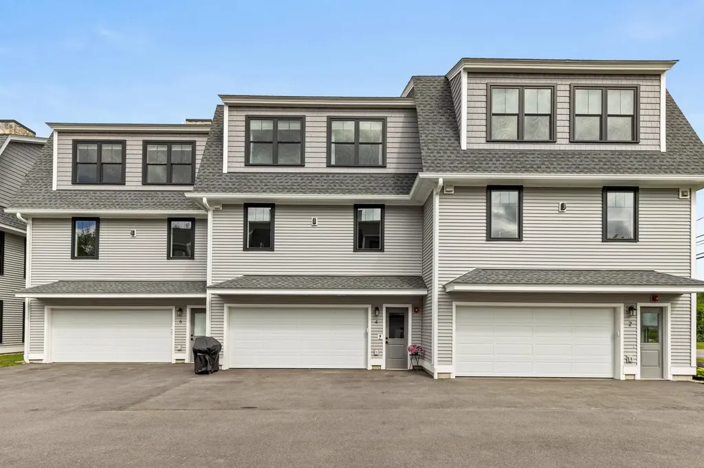 4 Little Bay Drive Dover NH 03820
