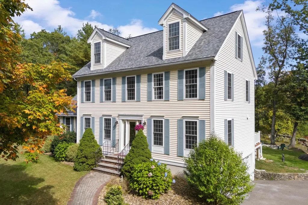 2 Hall Avenue Salem NH 03079