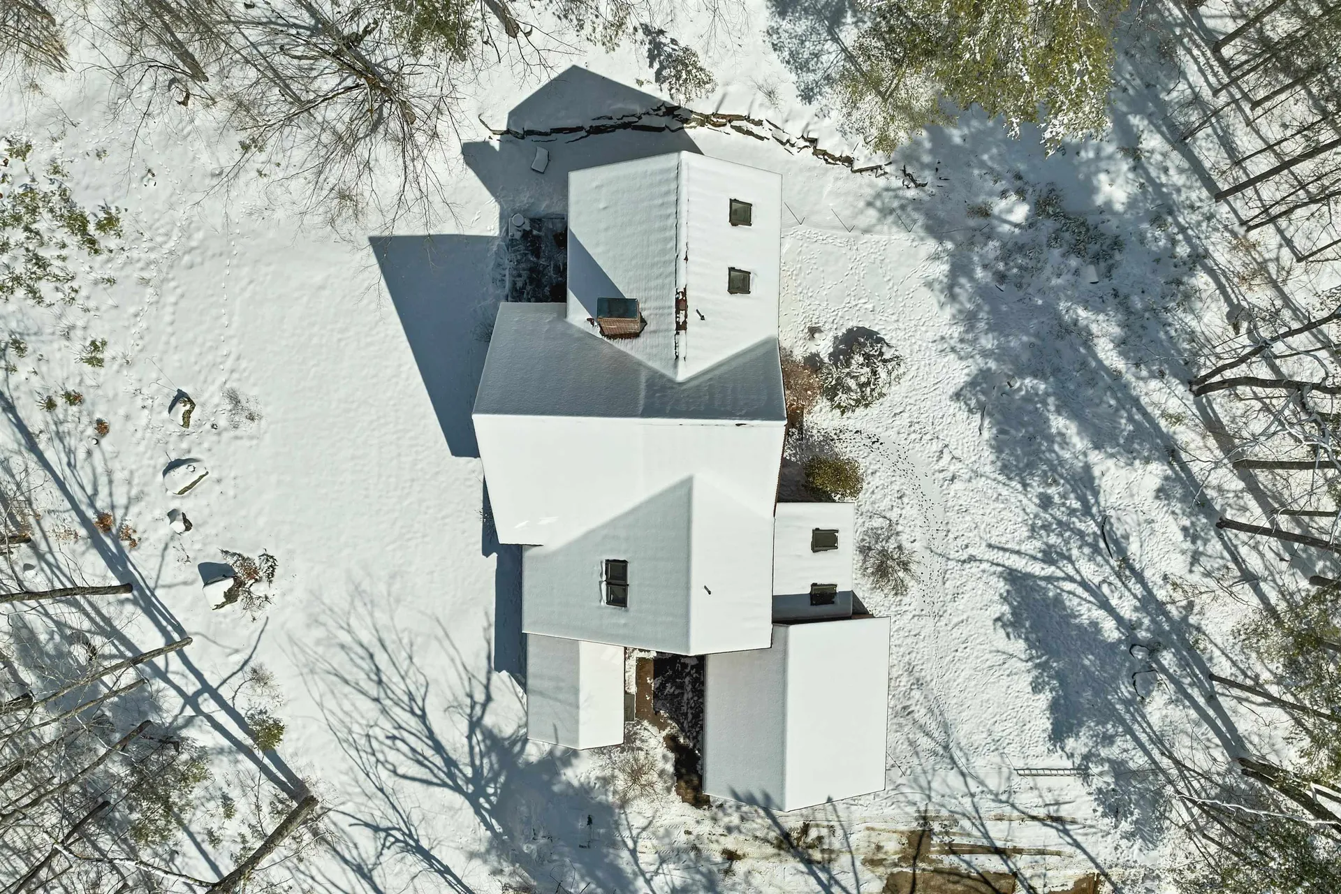 37 O'connor Lane Albany NH 03818