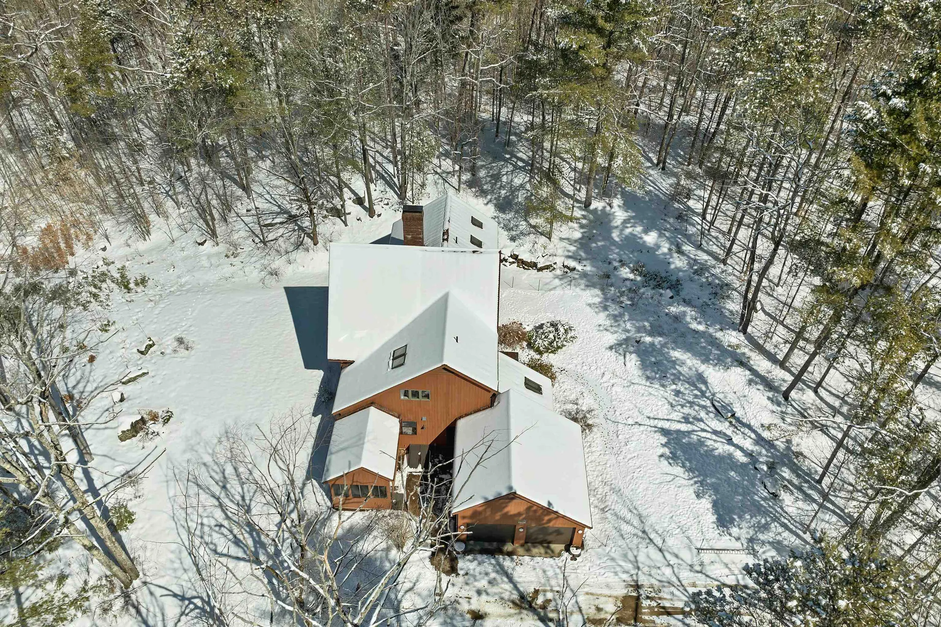 37 O'connor Lane Albany NH 03818