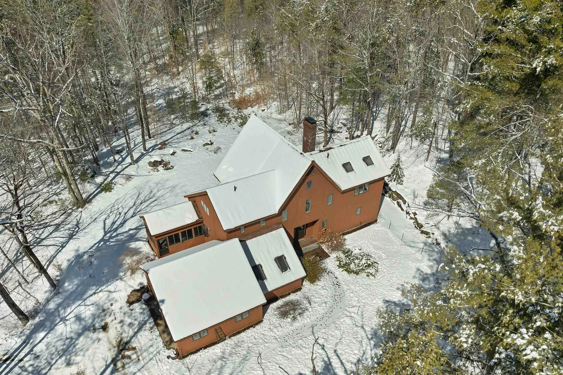 37 O'connor Lane Albany NH 03818
