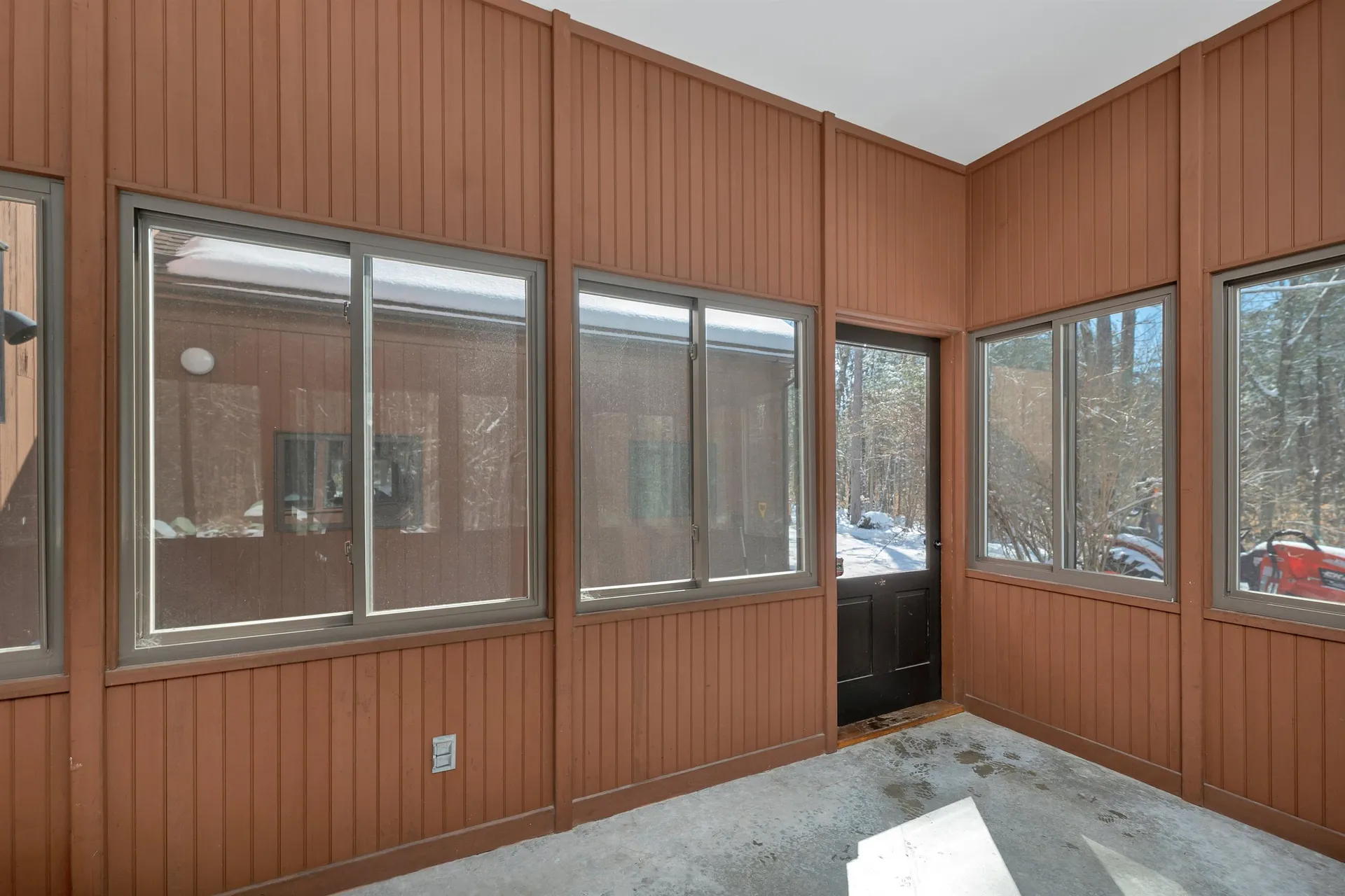 37 O'connor Lane Albany NH 03818