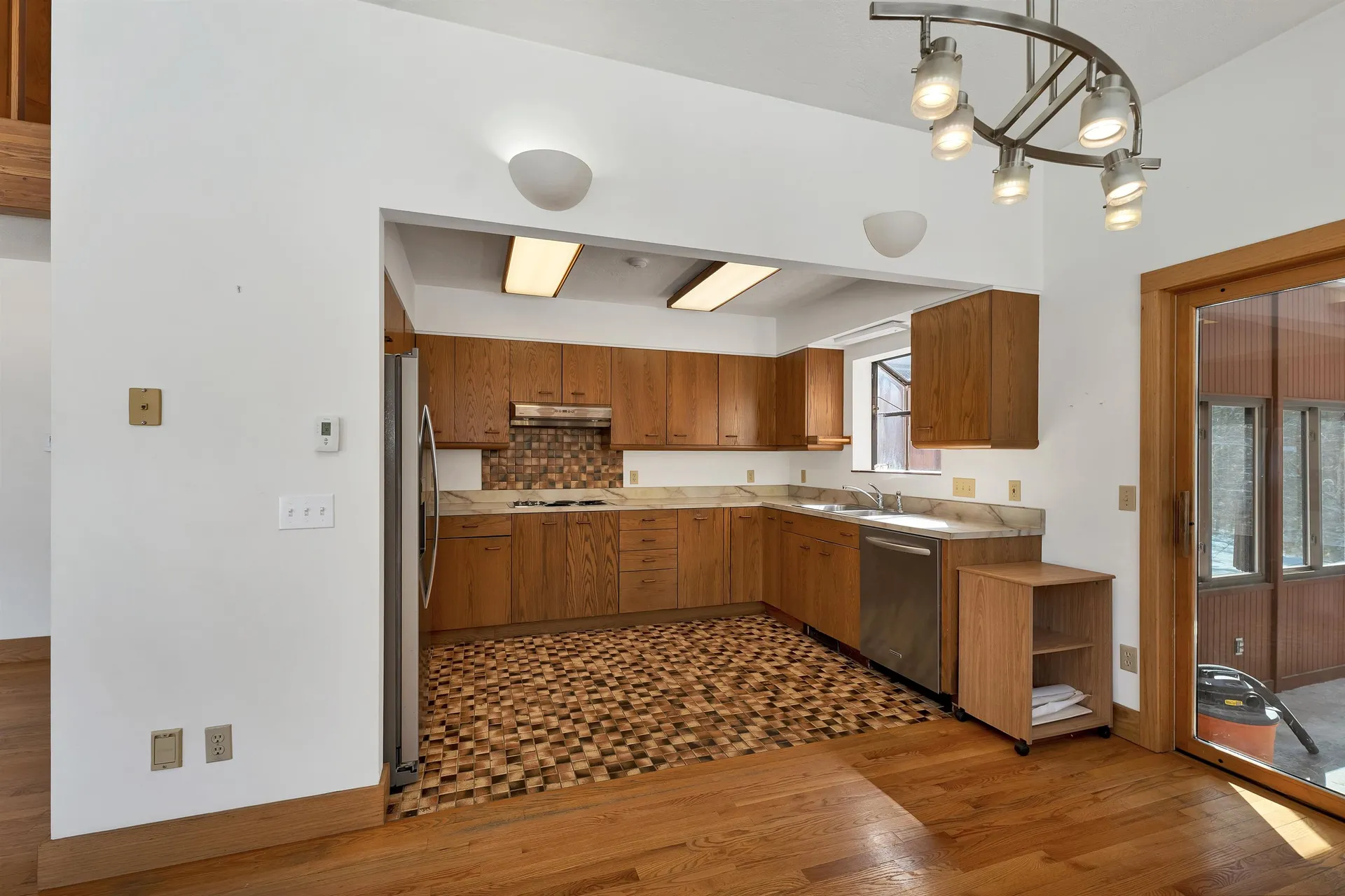 37 O'connor Lane Albany NH 03818