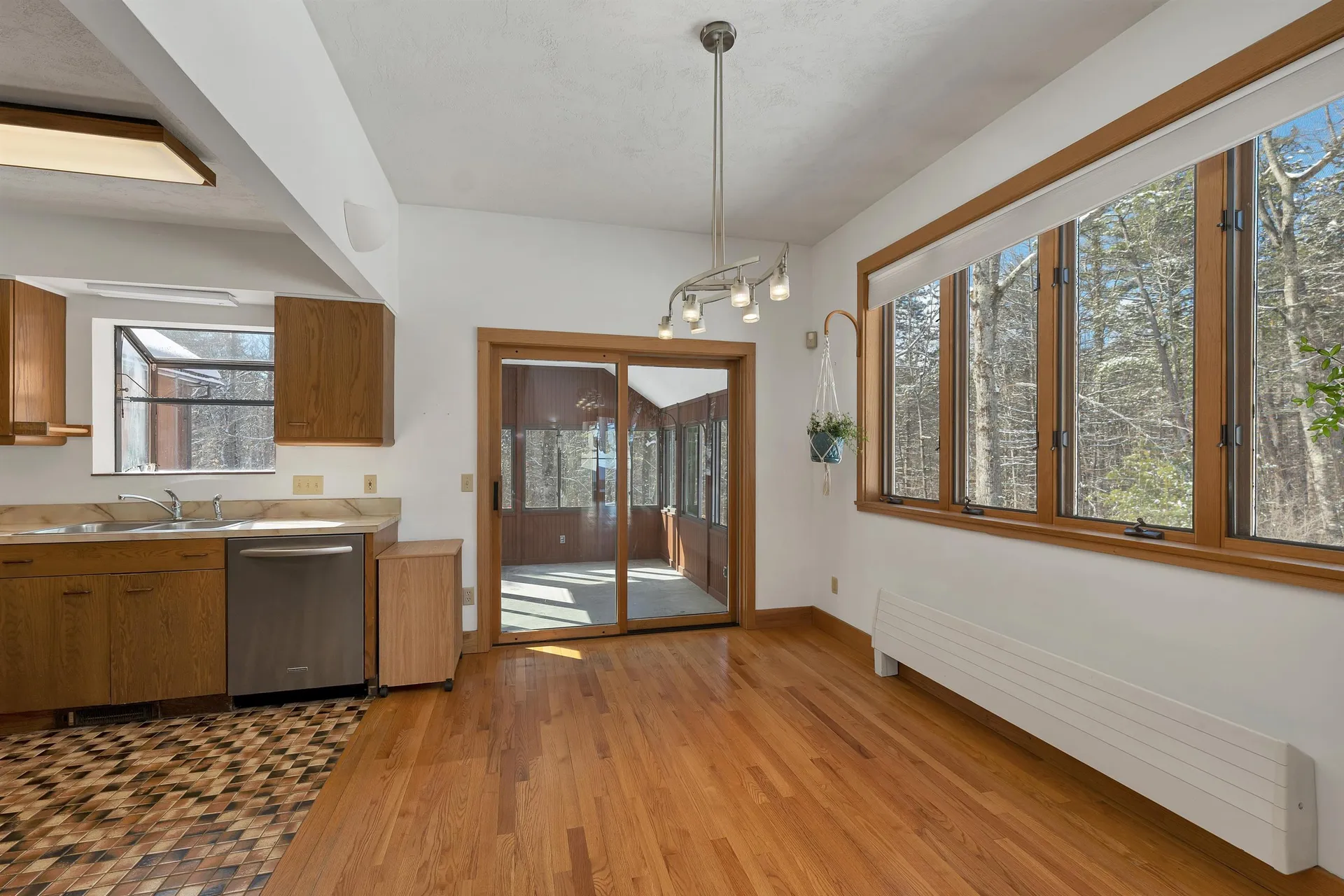 37 O'connor Lane Albany NH 03818