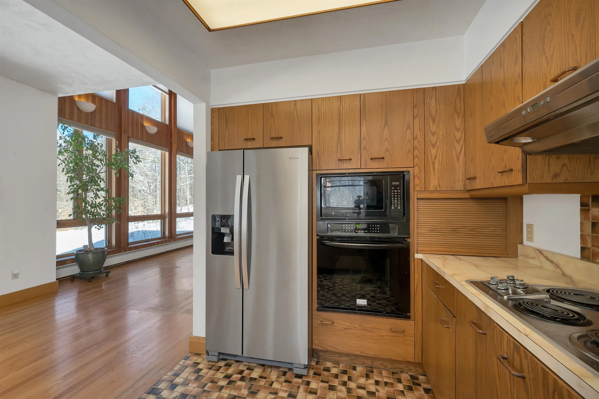 37 O'connor Lane Albany NH 03818