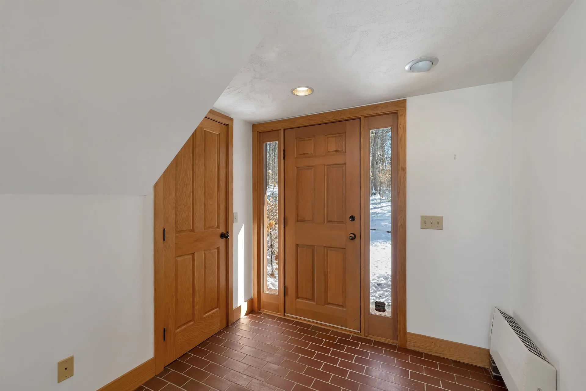 37 O'connor Lane Albany NH 03818