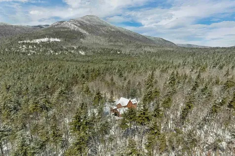 37 O'connor Lane Albany NH 03818