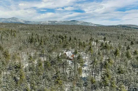 37 O'connor Lane Albany NH 03818
