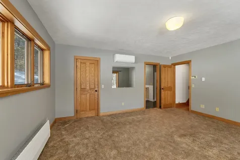 37 O'connor Lane Albany NH 03818