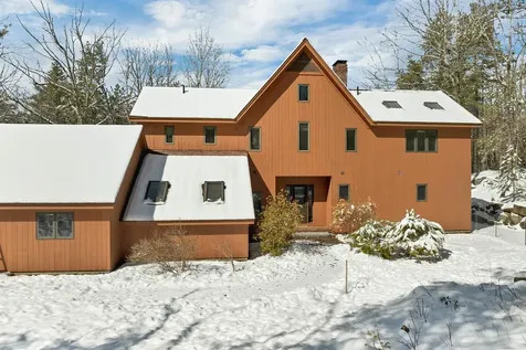 37 O'connor Lane Albany NH 03818