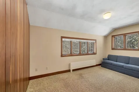 37 O'connor Lane Albany NH 03818