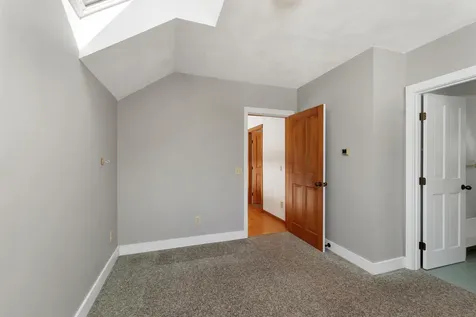 37 O'connor Lane Albany NH 03818