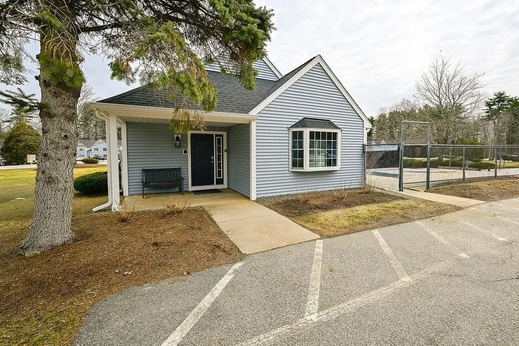 50 Brookside Drive Exeter NH 03833