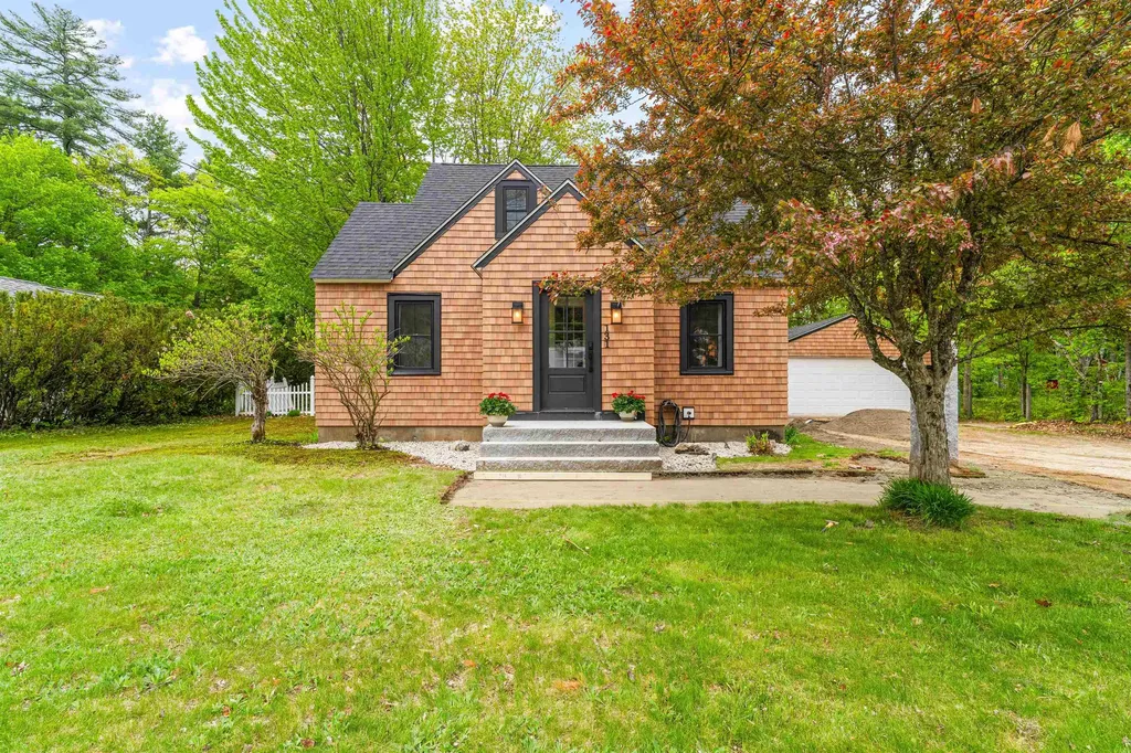 131 Grove Street Conway NH 03860
