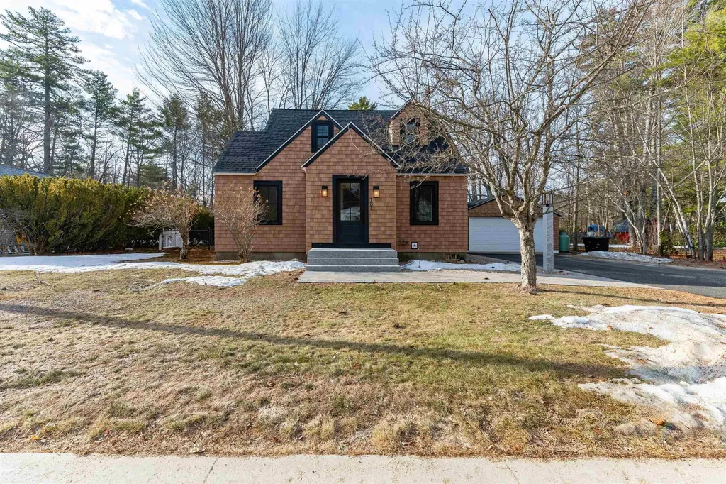 131 Grove Street Conway NH 03860