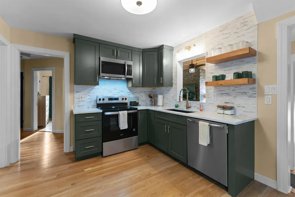 131 Grove Street Conway NH 03860