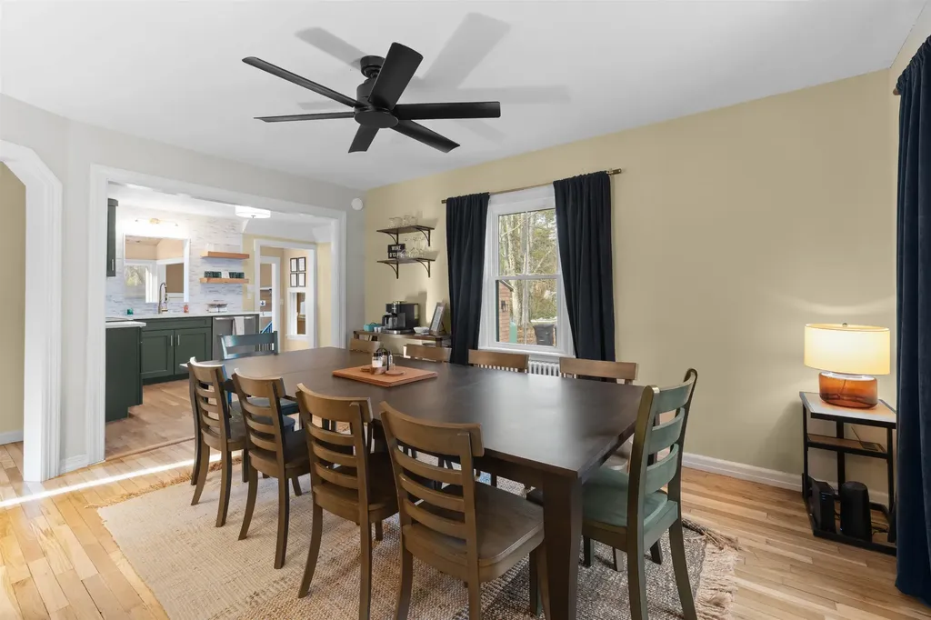 131 Grove Street Conway NH 03860