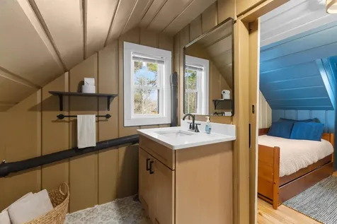 131 Grove Street Conway NH 03860