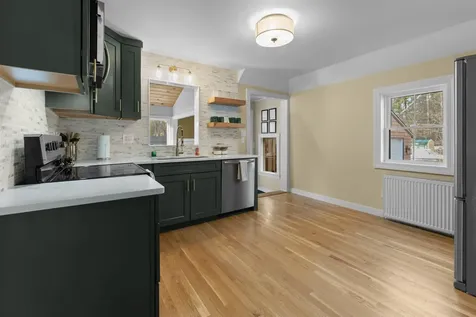 131 Grove Street Conway NH 03860
