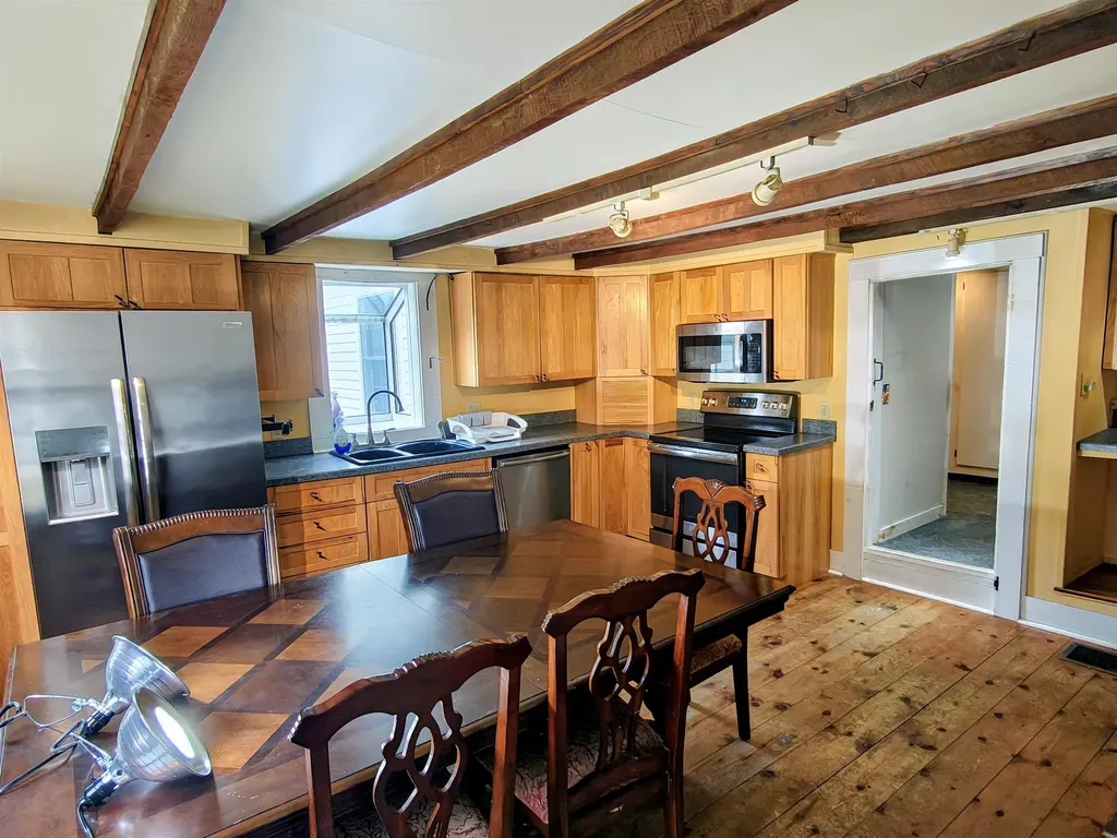 244 Page Road Bow NH 03304