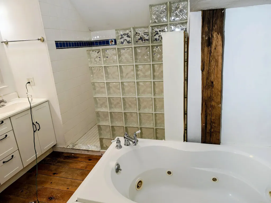 244 Page Road Bow NH 03304