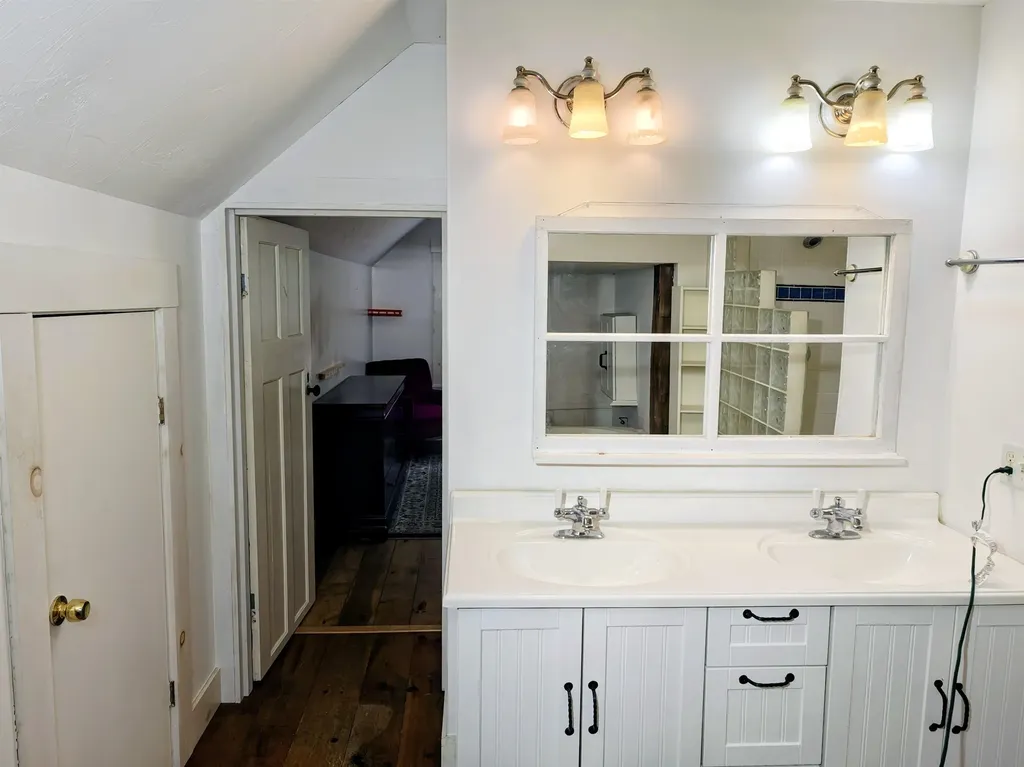 244 Page Road Bow NH 03304