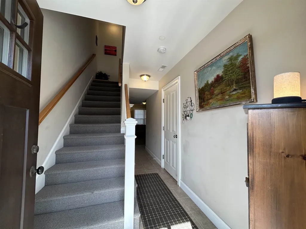 28 Acadia Lane Exeter NH 03833