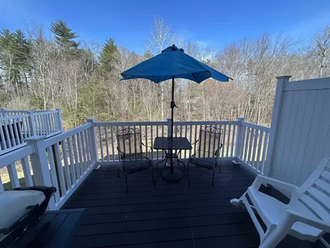 28 Acadia Lane Exeter NH 03833