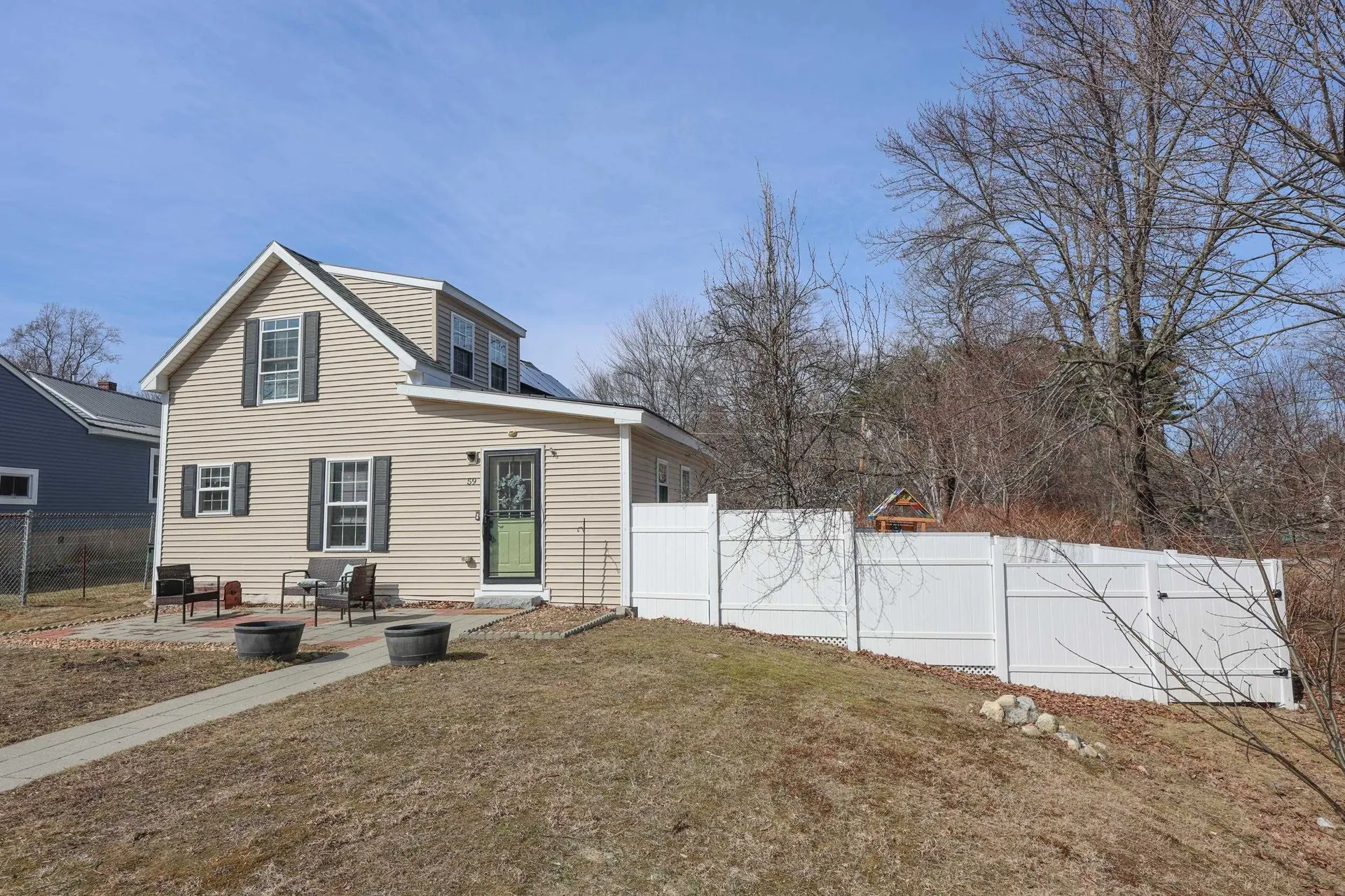 59 Garlact Avenue Manchester NH 03109