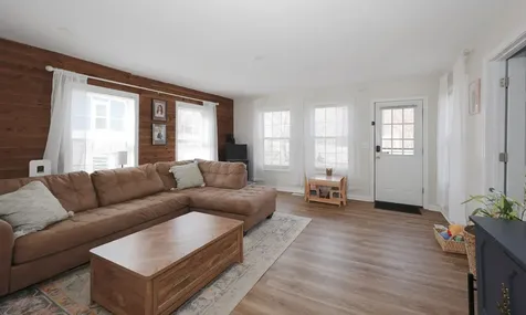 59 Garlact Avenue Manchester NH 03109