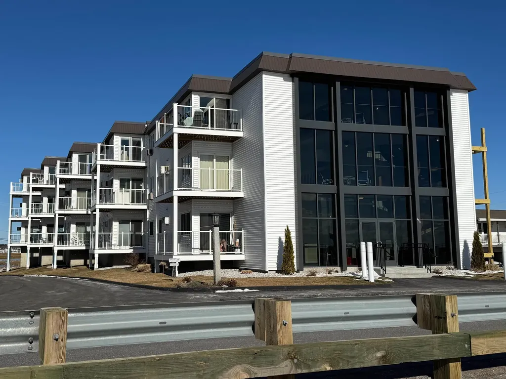 493 Ocean Boulevard Hampton NH 03842