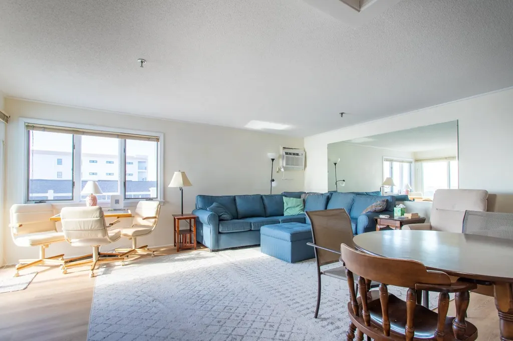 493 Ocean Boulevard Hampton NH 03842