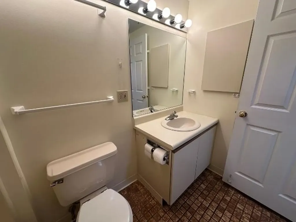 267 Pearl Street Burlington VT 05401