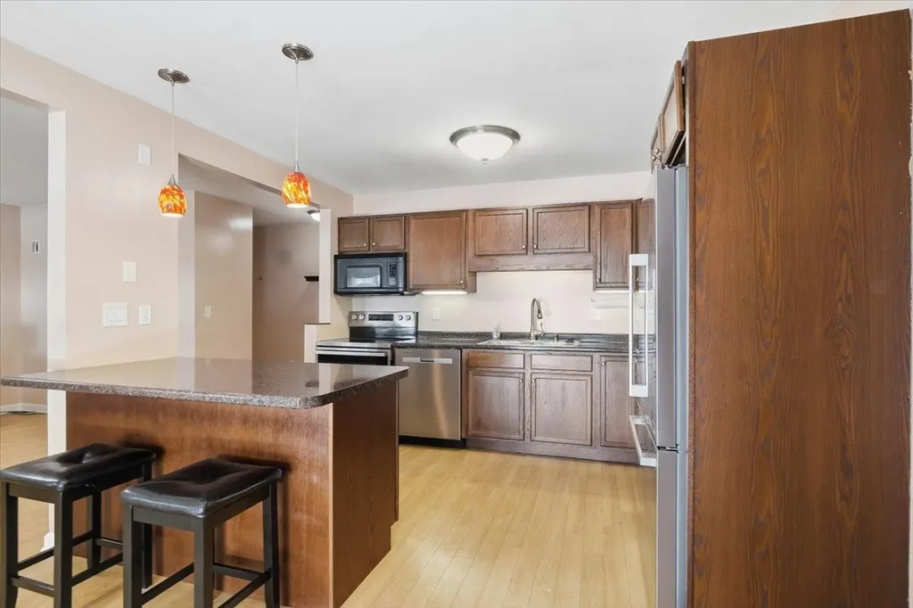 53 Twin Oaks Terrace South Burlington VT 05403