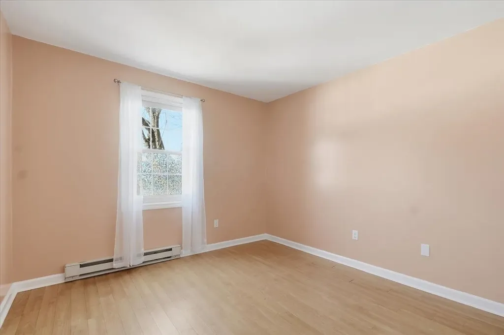 53 Twin Oaks Terrace South Burlington VT 05403