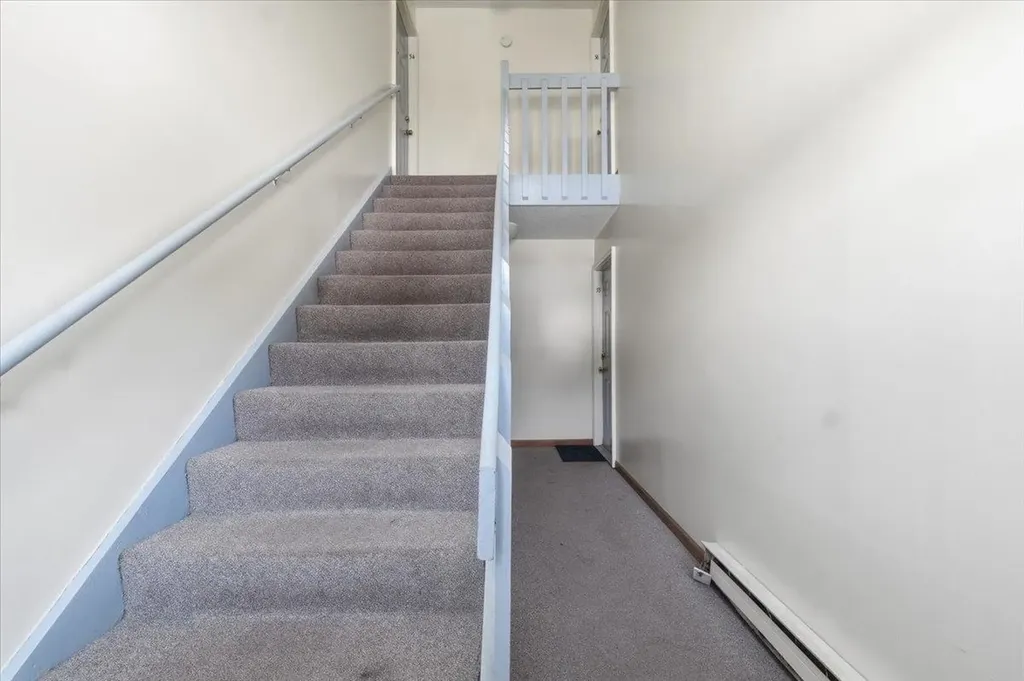 53 Twin Oaks Terrace South Burlington VT 05403