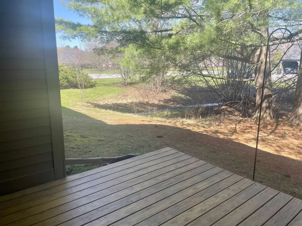 53 Twin Oaks Terrace South Burlington VT 05403