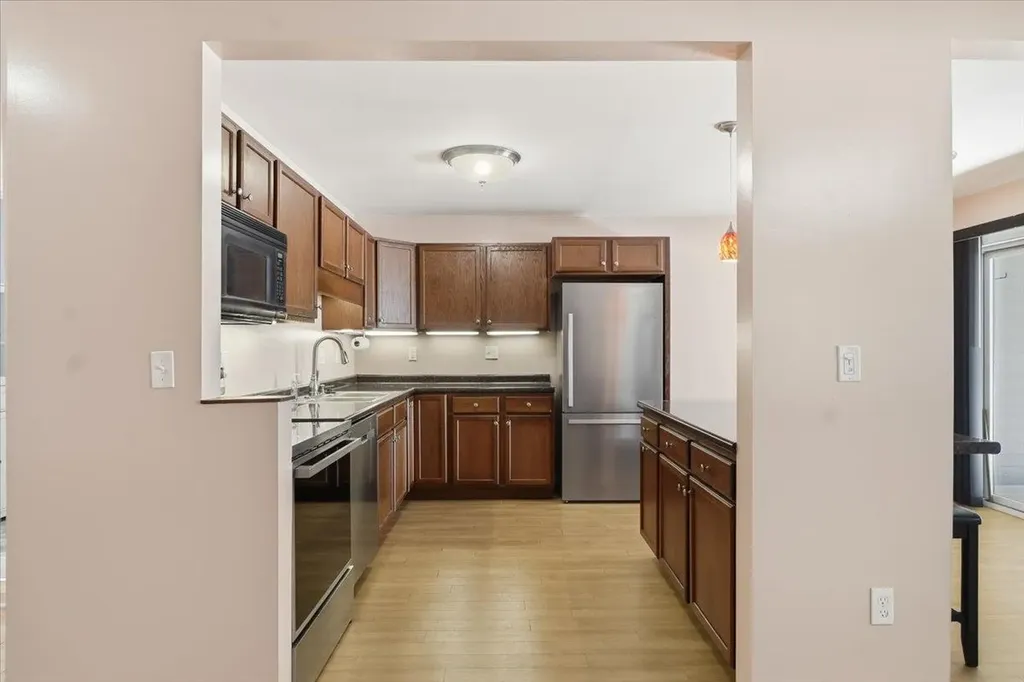 53 Twin Oaks Terrace South Burlington VT 05403