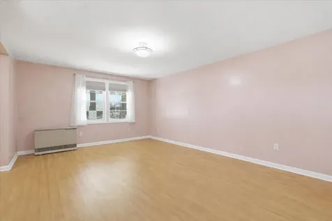 53 Twin Oaks Terrace South Burlington VT 05403