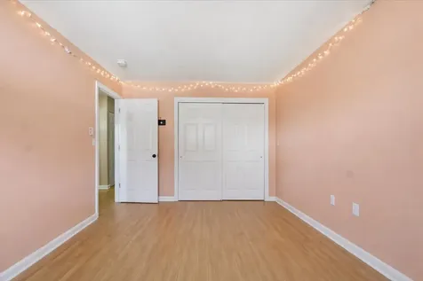 53 Twin Oaks Terrace South Burlington VT 05403