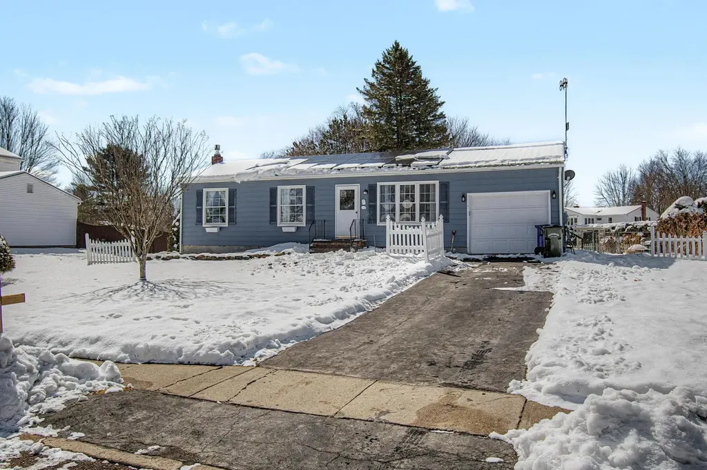 47 Chelsea Road Essex VT 05452