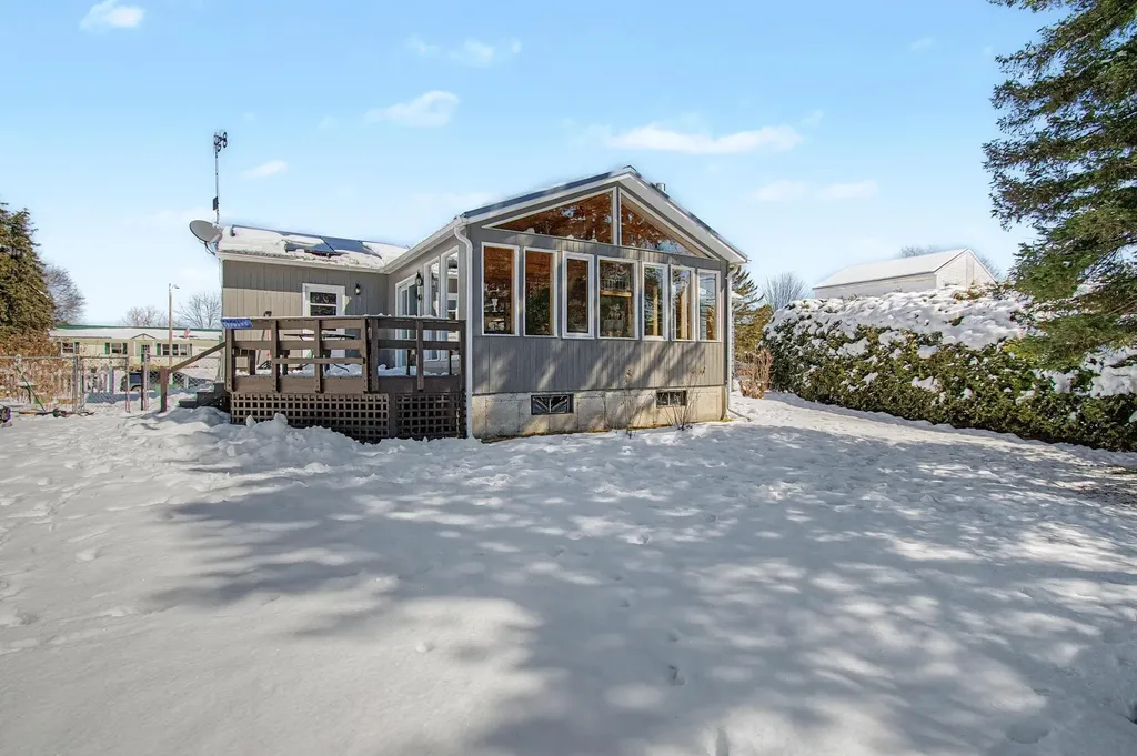 47 Chelsea Road Essex VT 05452