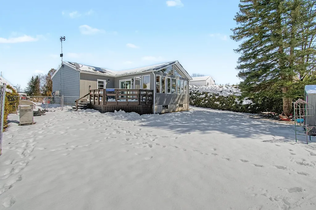 47 Chelsea Road Essex VT 05452