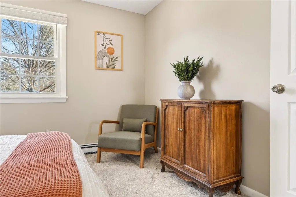 681 Colonial Drive Hartford VT 05001