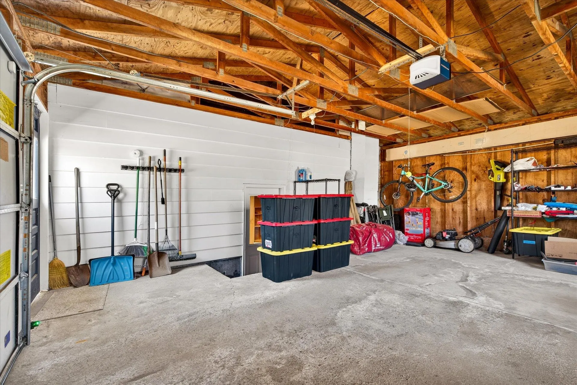 681 Colonial Drive Hartford VT 05001