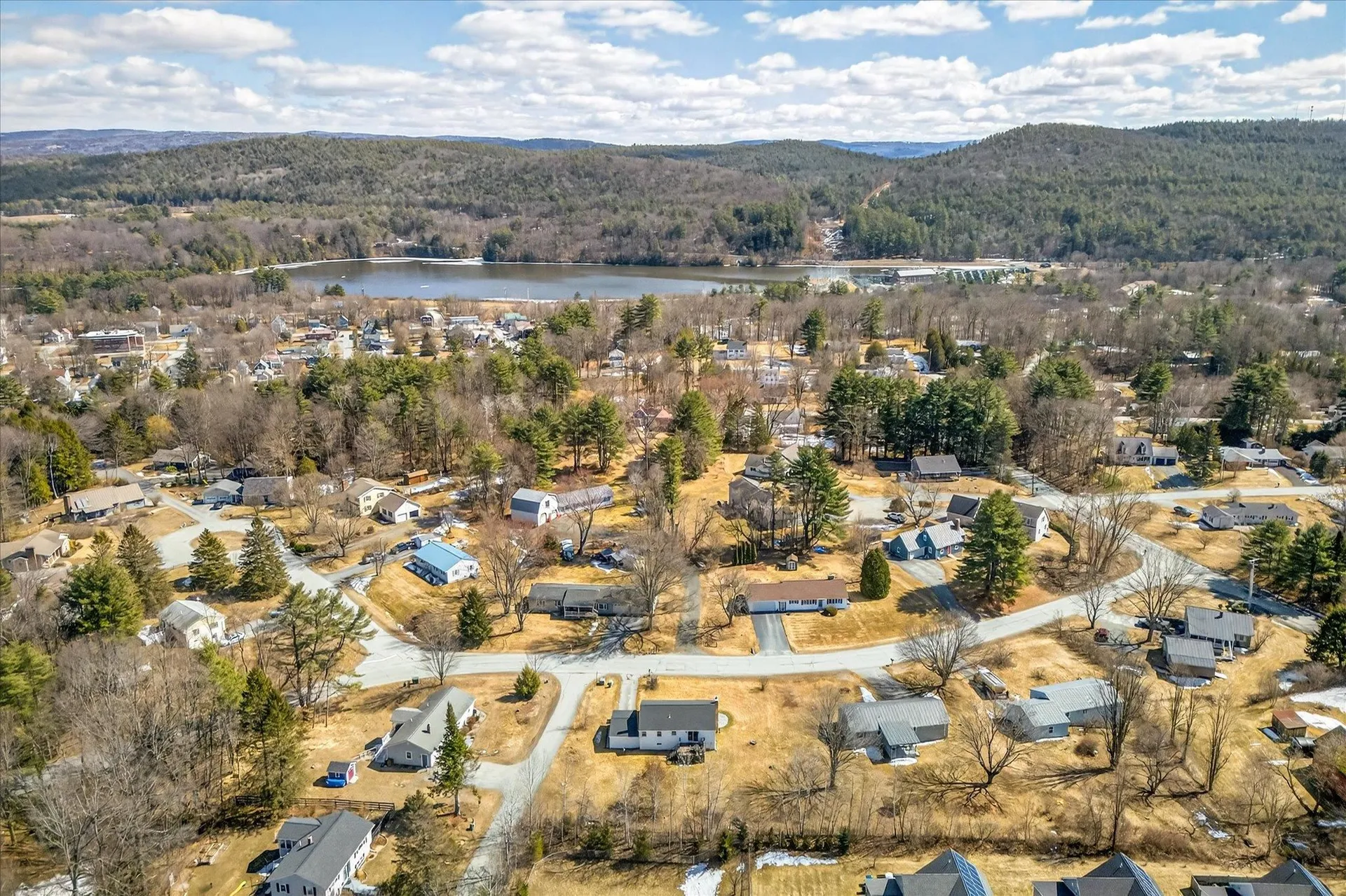 681 Colonial Drive Hartford VT 05001