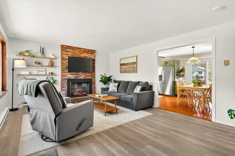 681 Colonial Drive Hartford VT 05001